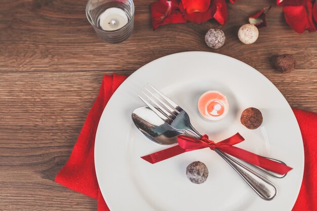 Jak Wybrać Idealny Dodatek Stołowy do Każdej Okazji?